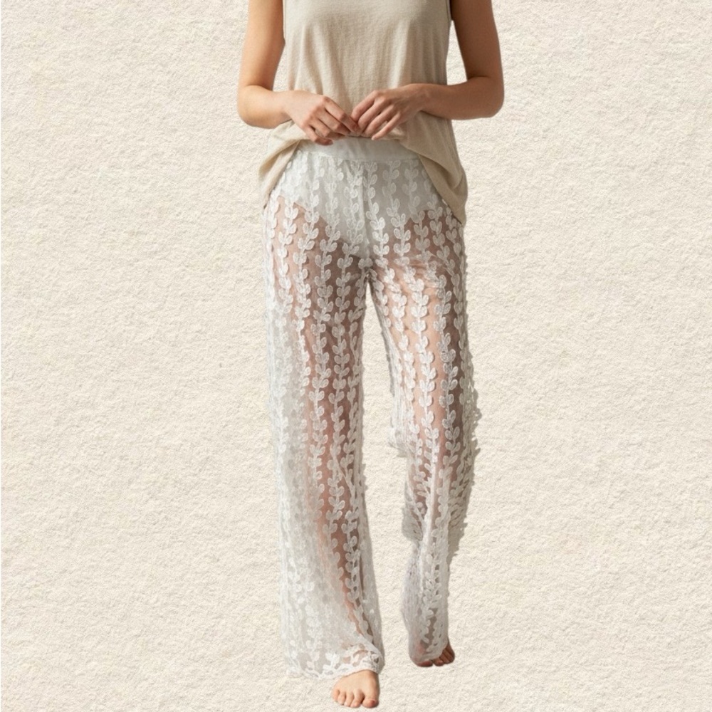 PrettyLittleThing White Floral Appliqué Wide Leg Pants - Size 8